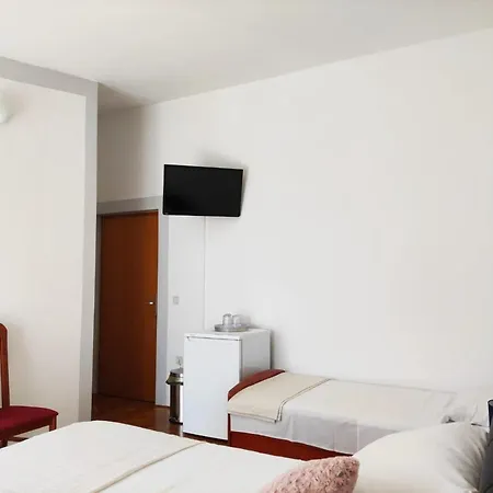 Varnica Guest house Kastel Luksic