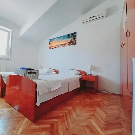 Guest house Varnica 3*