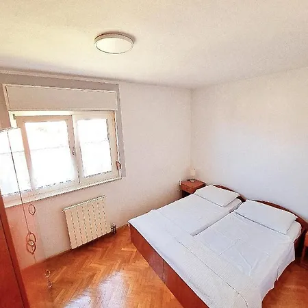 Varnica 3* Kastel Luksic