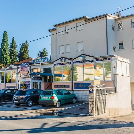Guest house Varnica Kastel Luksic