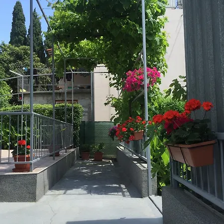 Guest house Varnica