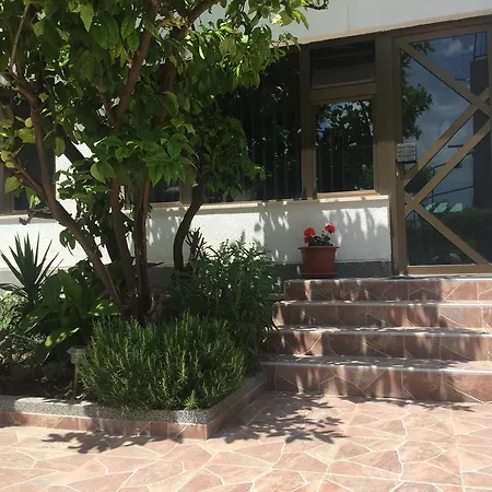 Guest house Varnica Kastel Luksic