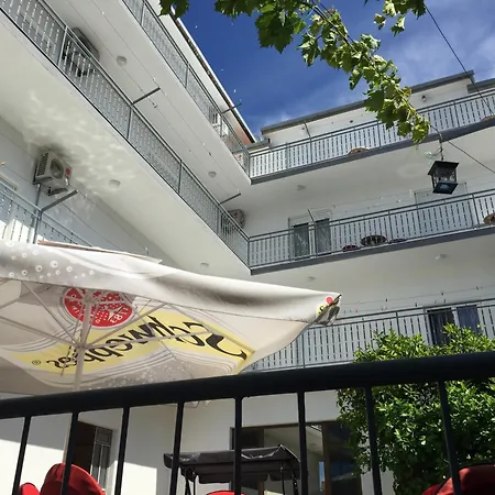 Guest house Varnica Kastel Luksic